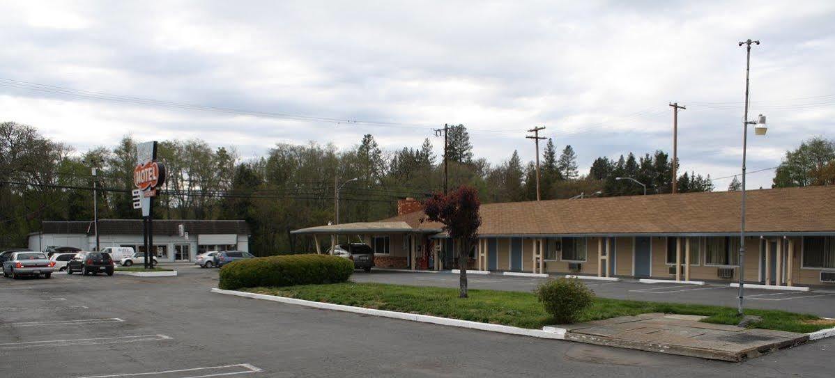 Lark Motel Willits Exterior photo